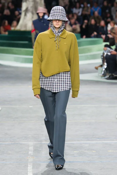 Look 42